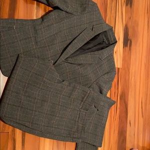 Tahari suit jacket and pants